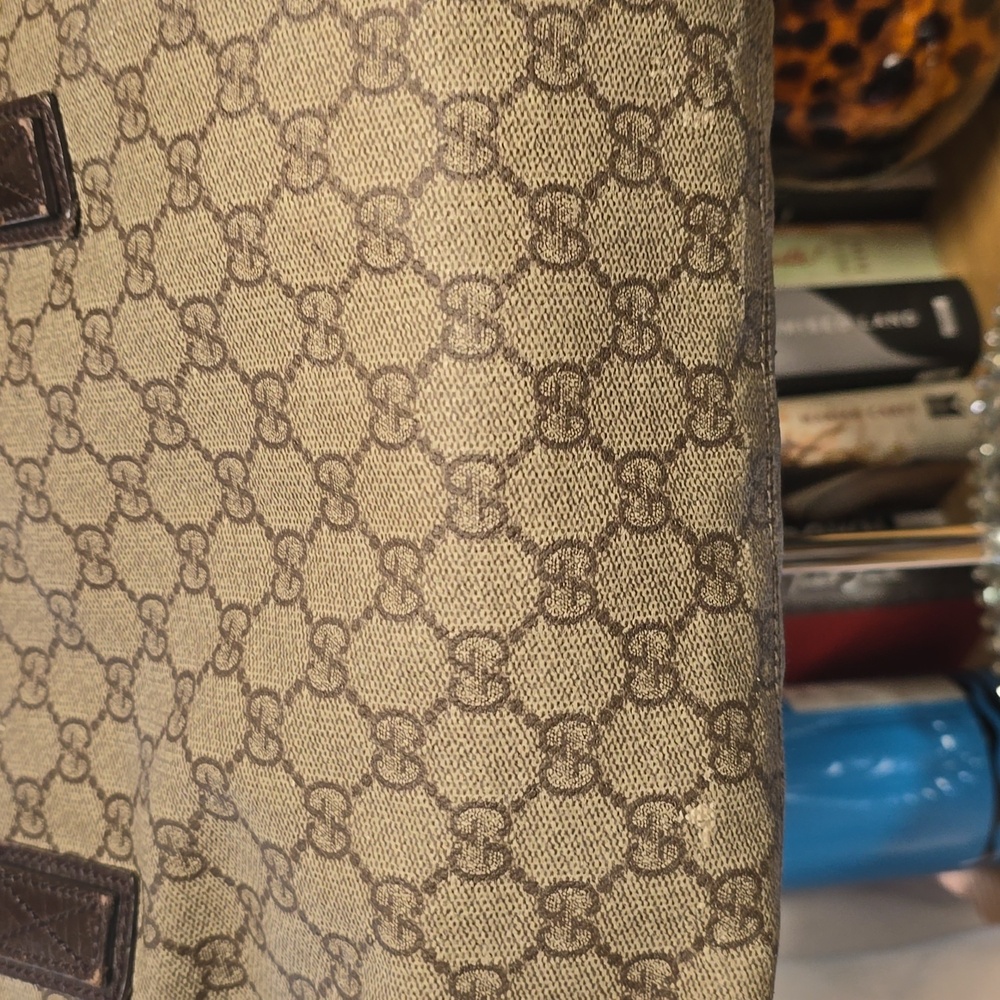 Gucci tote - Picture 10 of 11